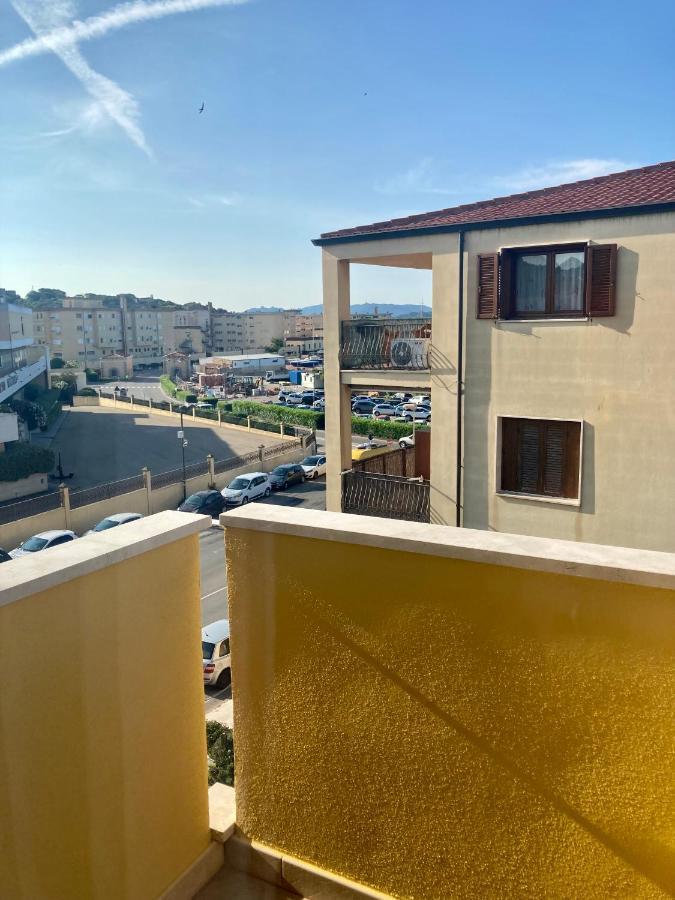 Appartamento Tizzy La Maddalena  Exteriér fotografie