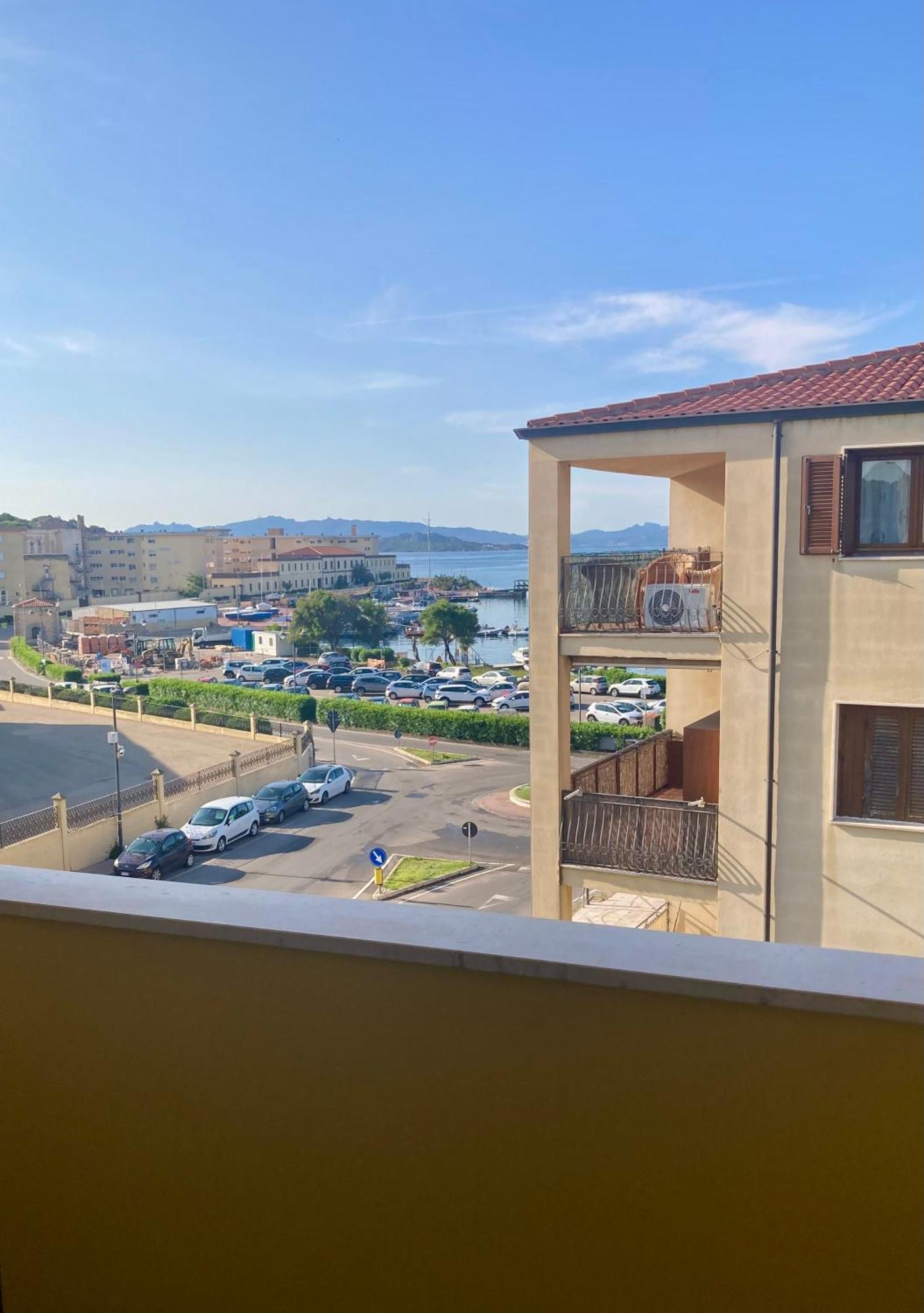 Appartamento Tizzy La Maddalena  Exteriér fotografie
